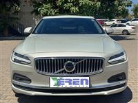 Volvo S-90