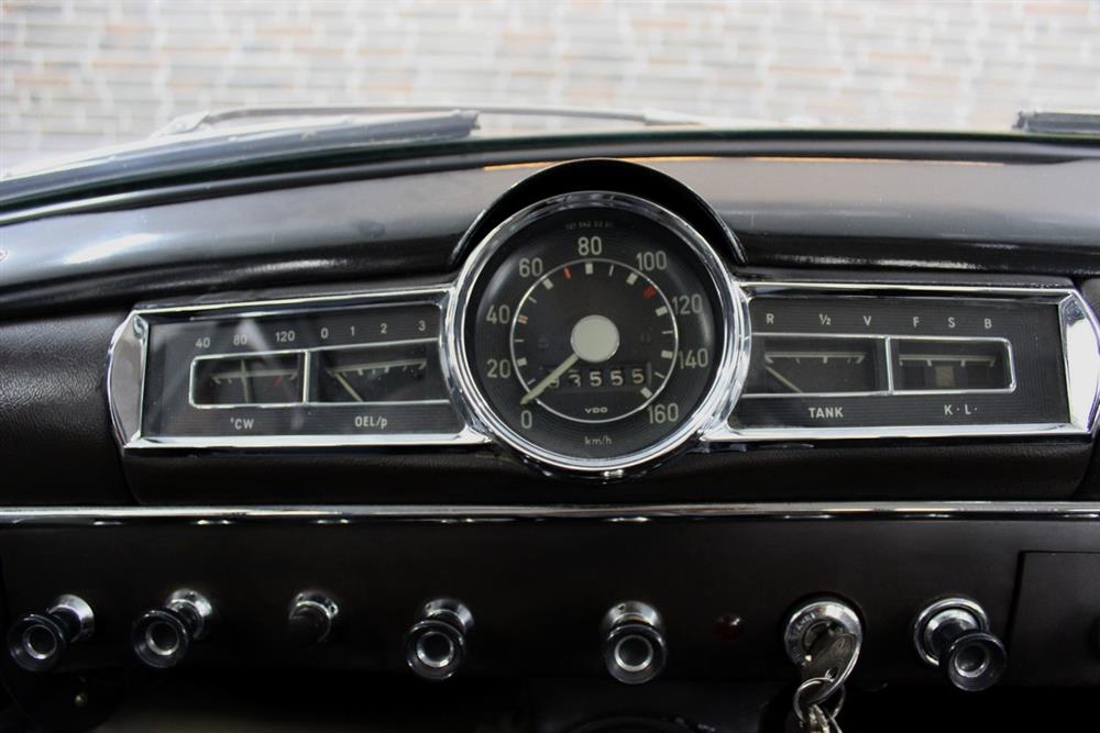 Mercedes-Benz 190 B Görsel 7